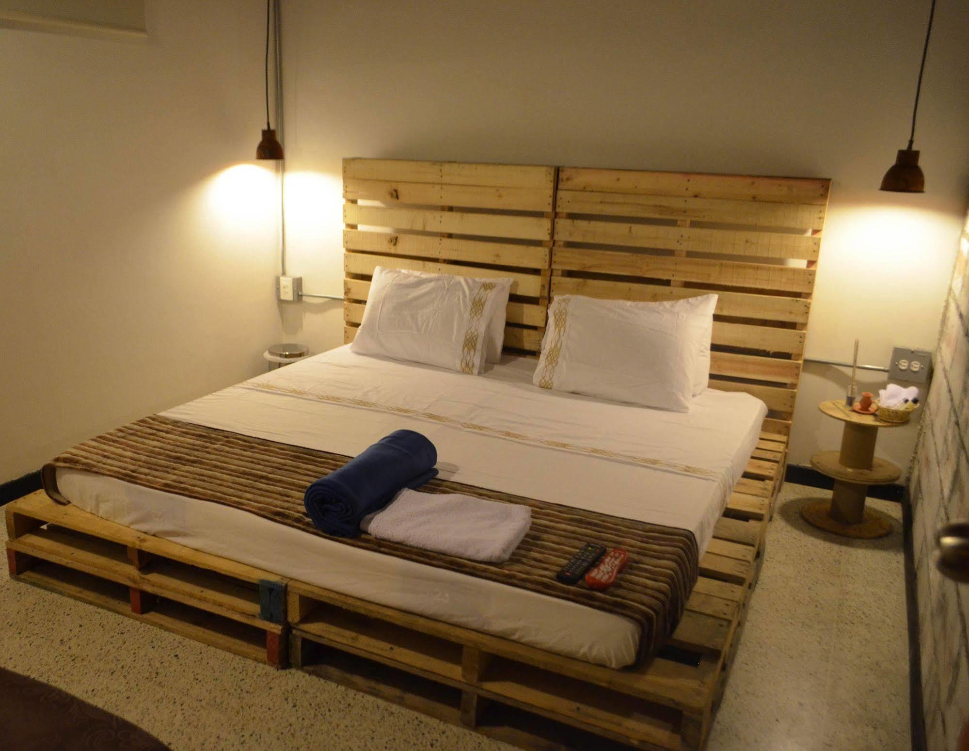 Hotel Boutique Stay Provenza Μεντεγίν Εξωτερικό φωτογραφία